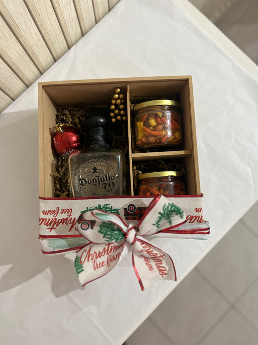 Caja con botella Don Julio