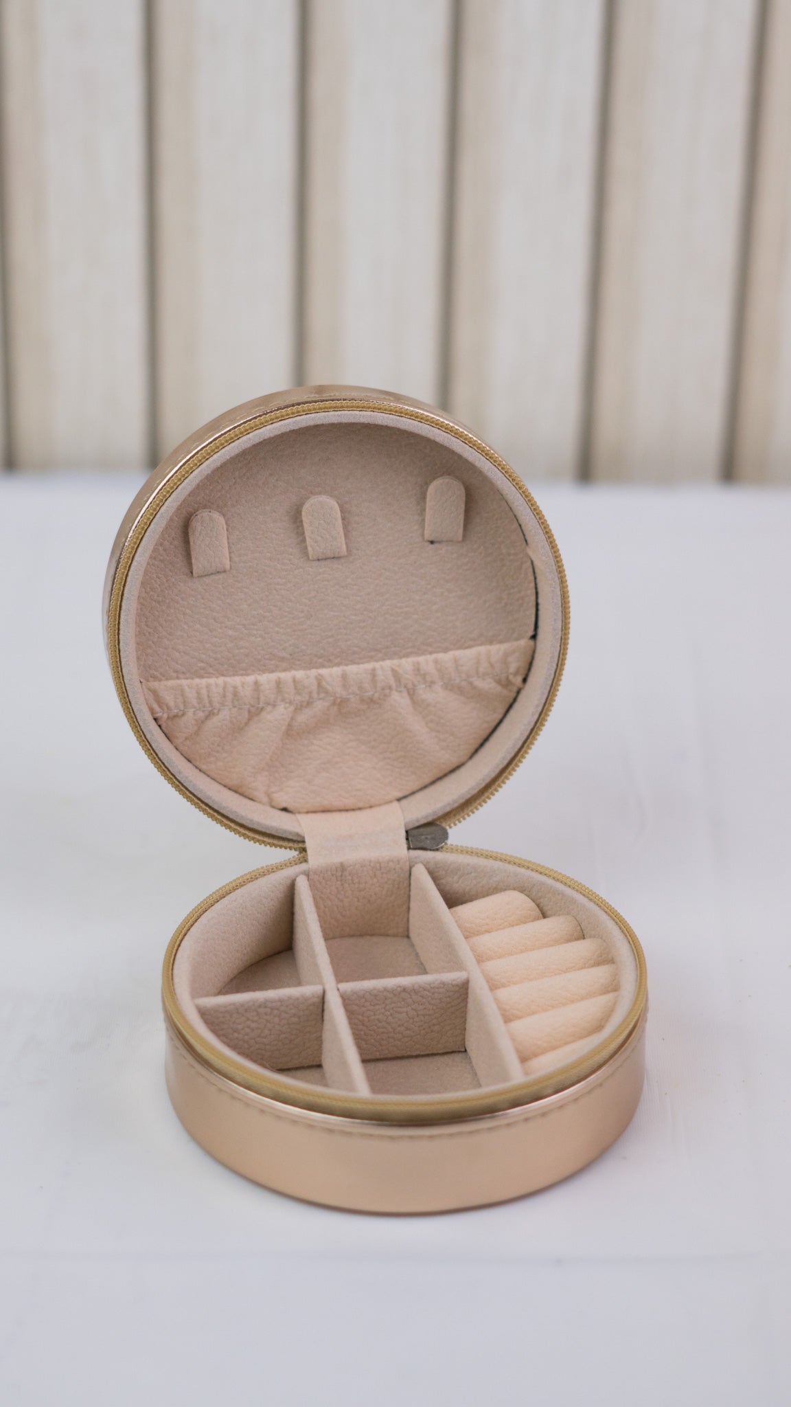 Variedad de estuches de Joyería